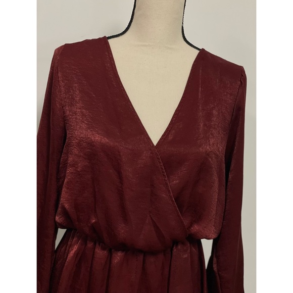 Charlotte Russe V-Neck Long Sleeve Mini Dress Burgundy Size L - Picture 2 of 8